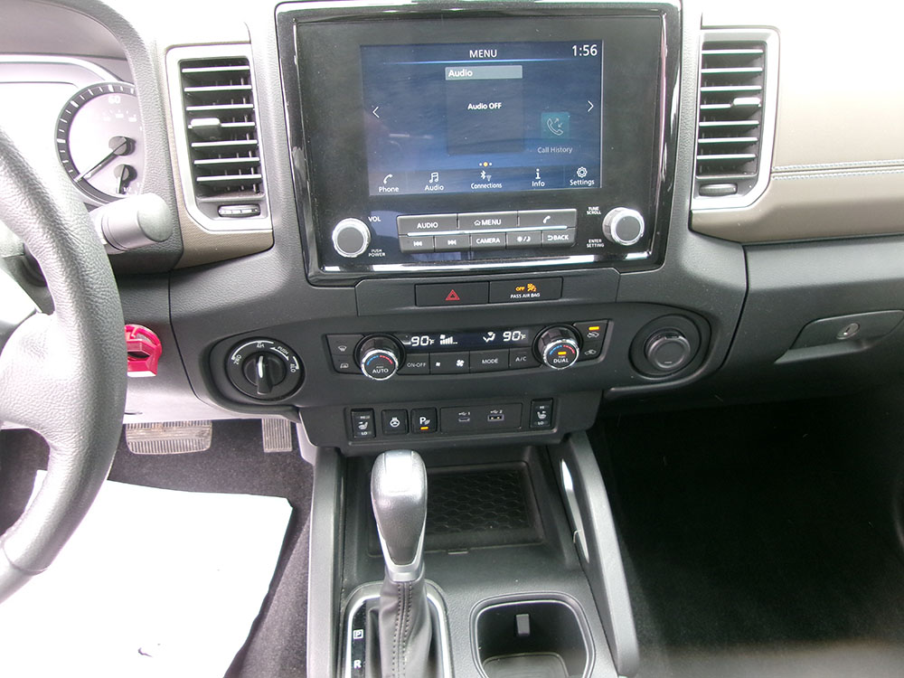 
								NISSAN FRONTIER SV CREW CAB full									