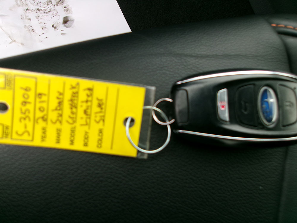 
								SUBARU CROSSTREK LIMITED full									