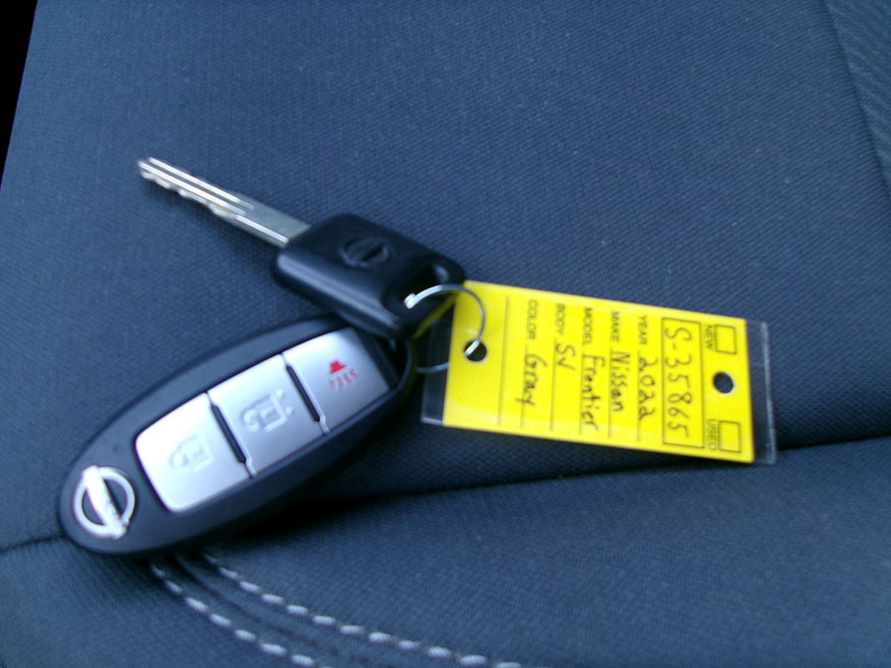 
								NISSAN FRONTIER SV KING CAB full									