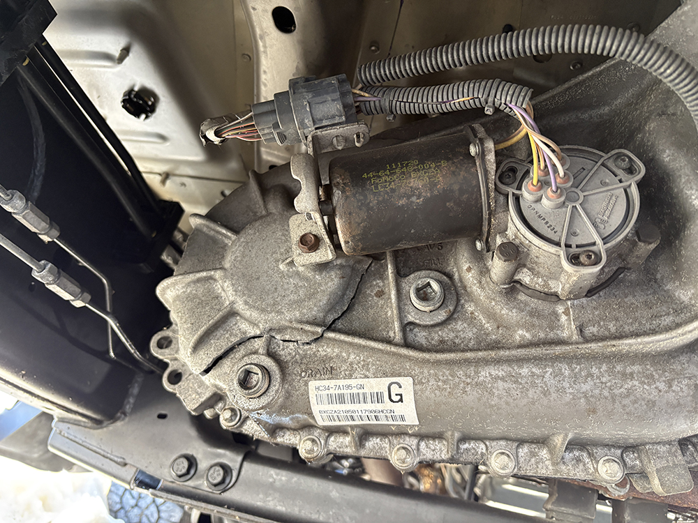 
								FORD F-250 SD XLT SUPER CREW CAB 8′ BED full									