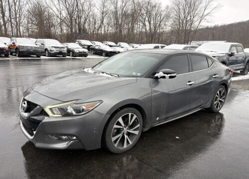 NISSAN MAXIMA SV