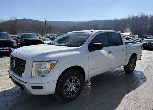 NISSAN TITAN SV CREW CAB
