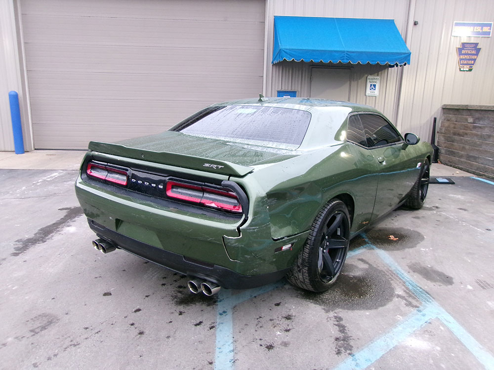 DODGE CHALLENGER SRT 392