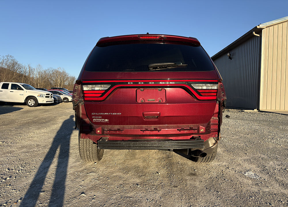 
								DODGE DURANGO SXT full									