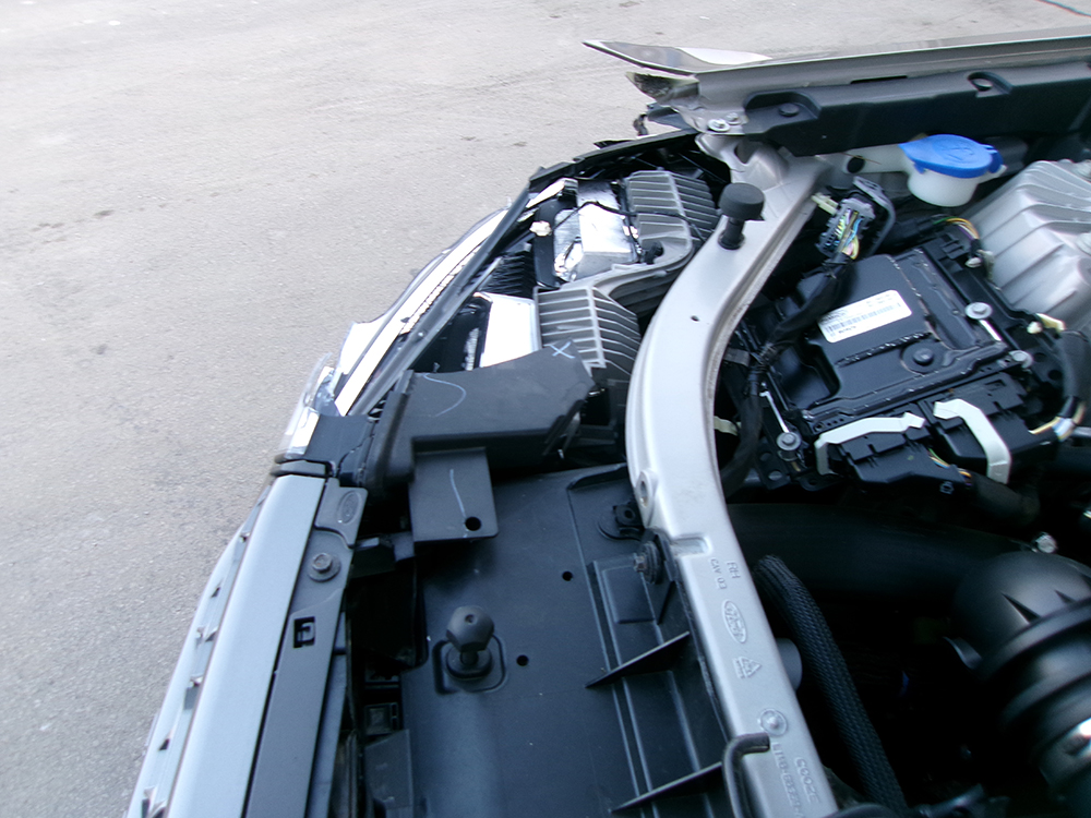 
								FORD EXPLORER XLT full									