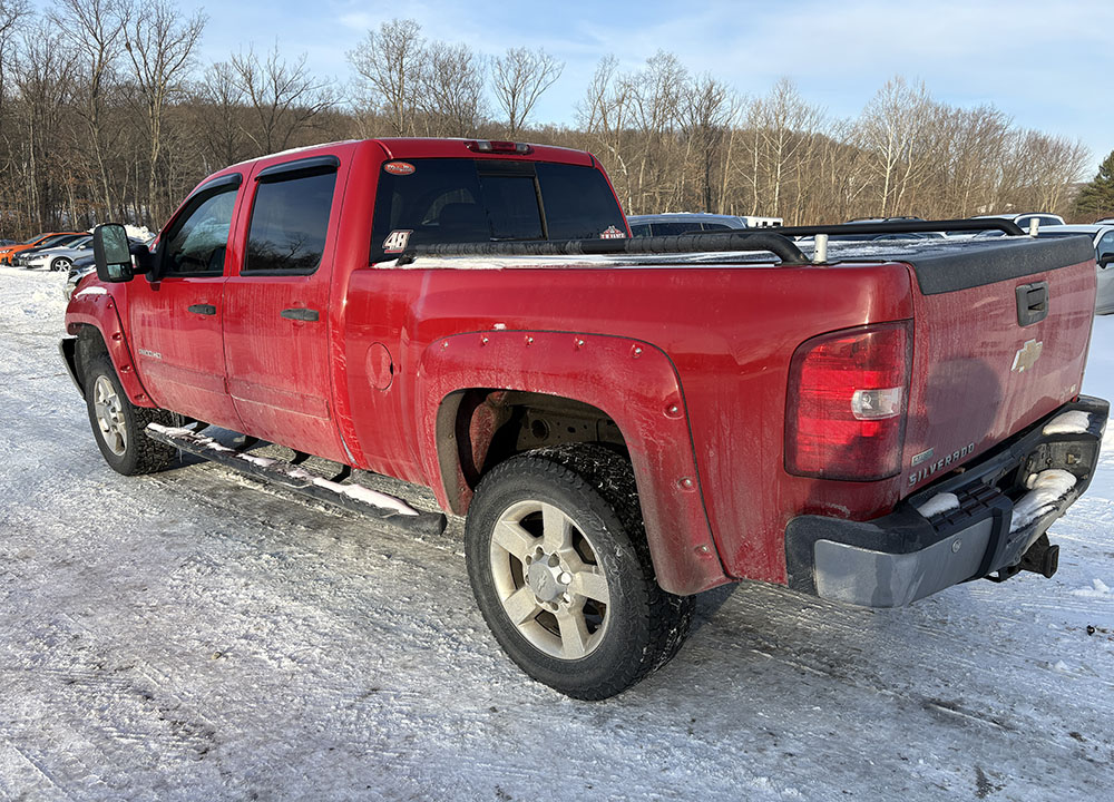 
								CHEVROLET SILVERADO 2500 HD LT CREW CAB full									