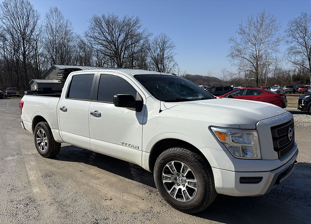 
								NISSAN TITAN SV CREW CAB full									