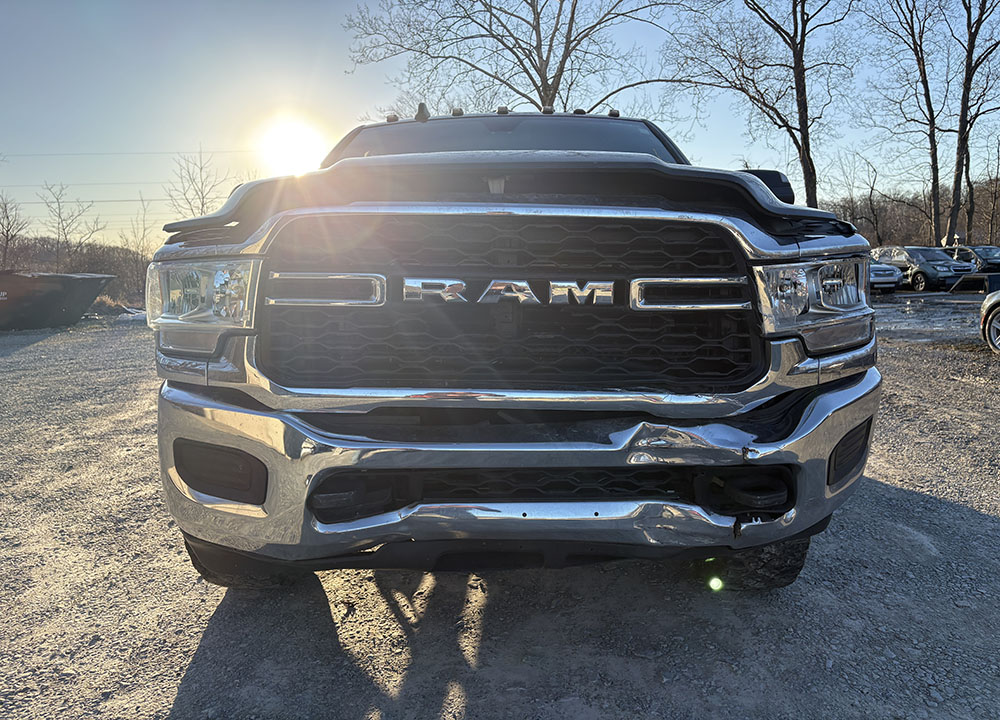 
								RAM 2500 TRADESMAN CREW CAB full									