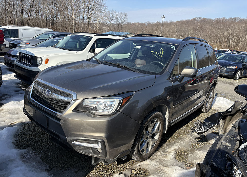 
								SUBARU FORESTER TOURING full									