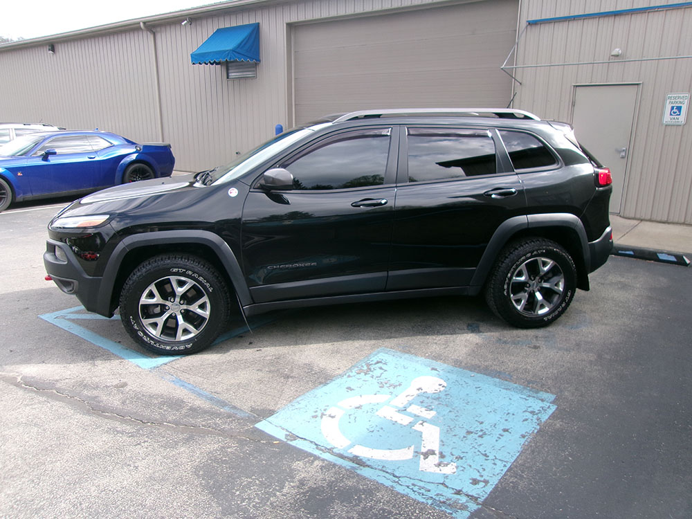 
								JEEP CHEROKEE TRAILHAWK full									