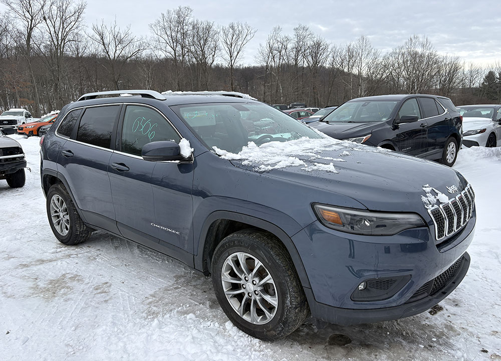 
								JEEP CHEROKEE LATITUDE PLUS full									