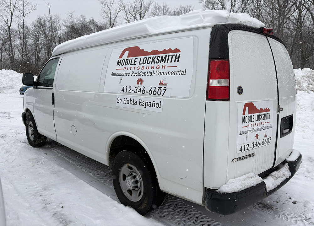 
								CHEVROLET EXPRESS 2500 full									