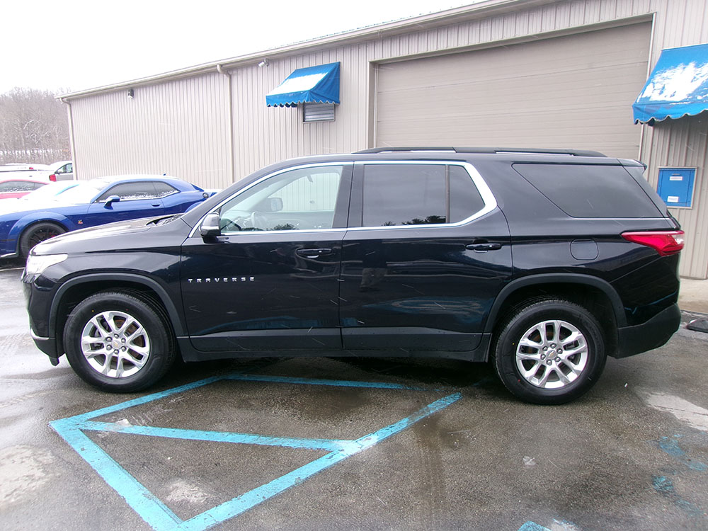 
								CHEVROLET TRAVERSE LT full									