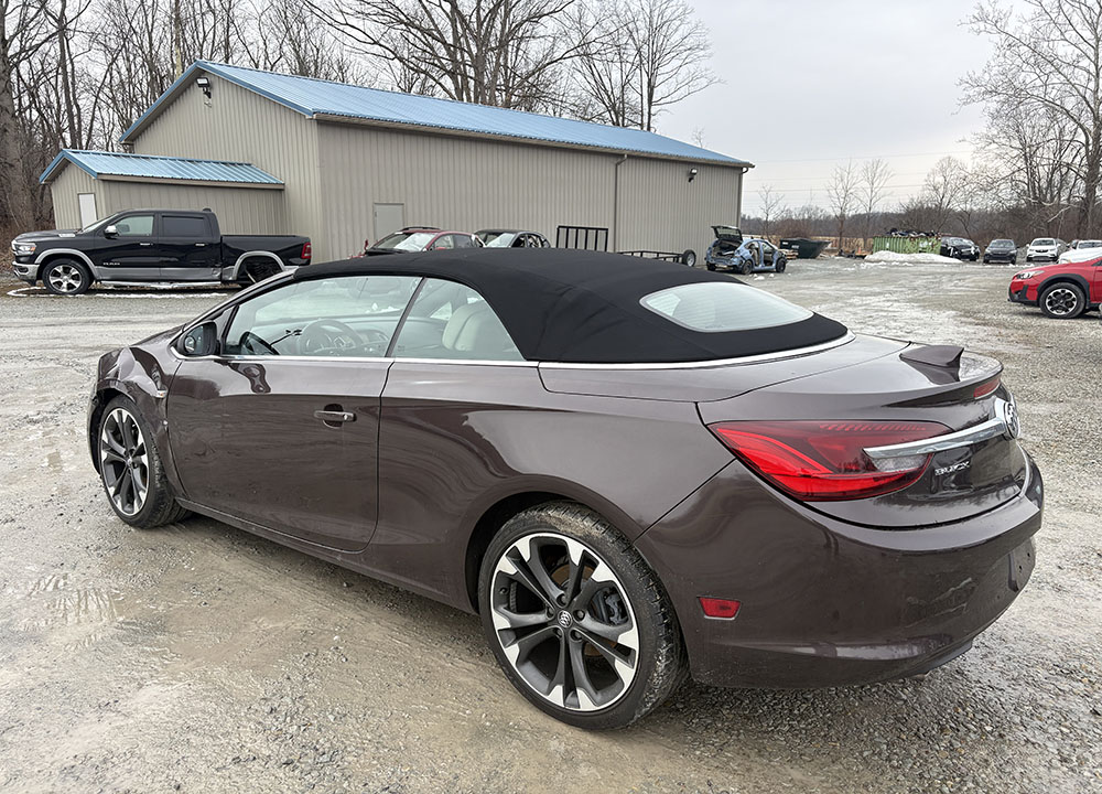 
								BUICK CASCADA PREMIUM full									