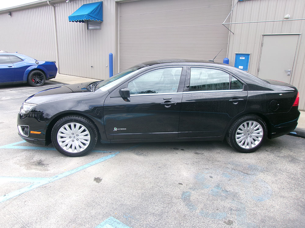 
								FORD FUSION HYBRID full									
