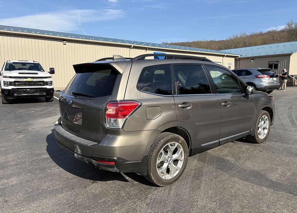 
								SUBARU FORESTER TOURING full									