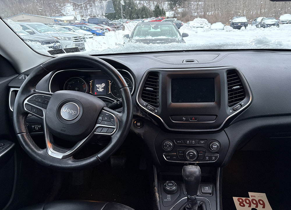 
								JEEP CHEROKEE LATITUDE PLUS full									