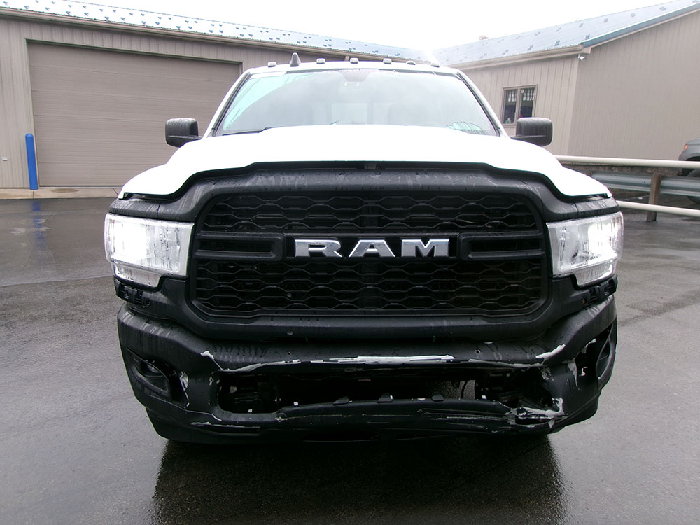 
								RAM 2500 TRADESMAN CREW CAB full									