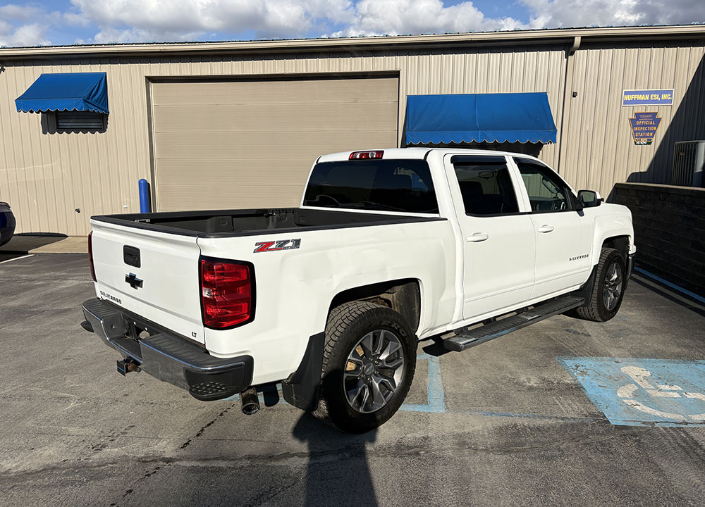 
								CHEVROLET SILVERADO 1500 LT CREW CAB full									