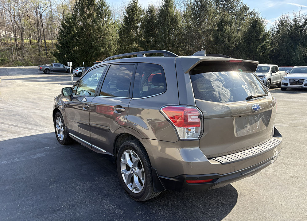 
								SUBARU FORESTER TOURING full									