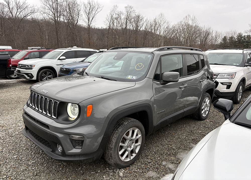 
								JEEP RENEGADE LATITUDE full									
