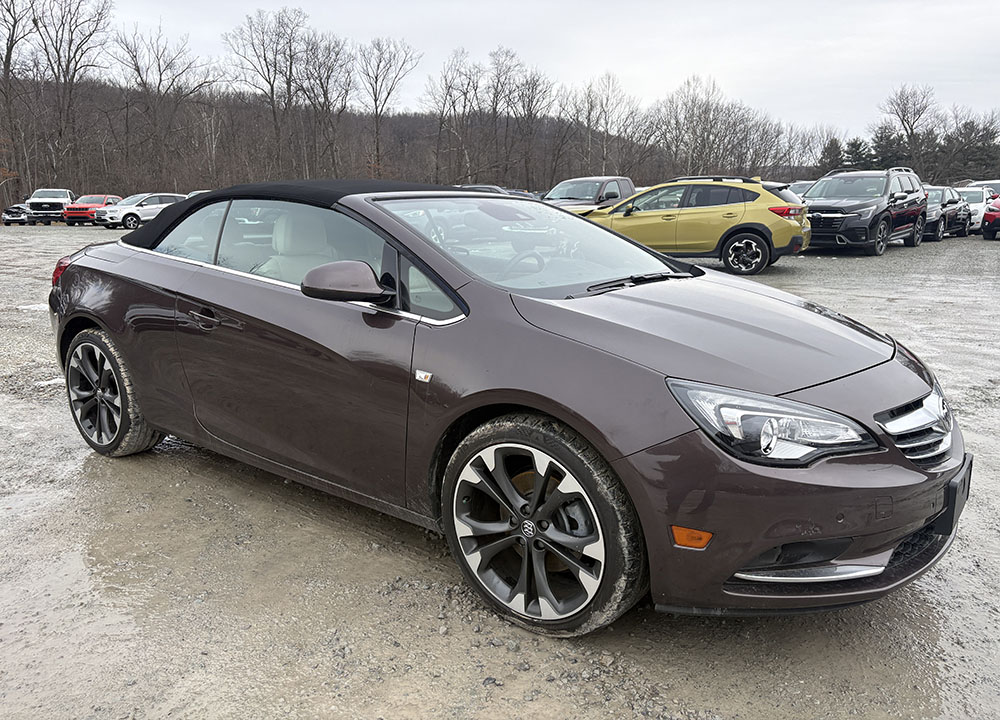 
								BUICK CASCADA PREMIUM full									