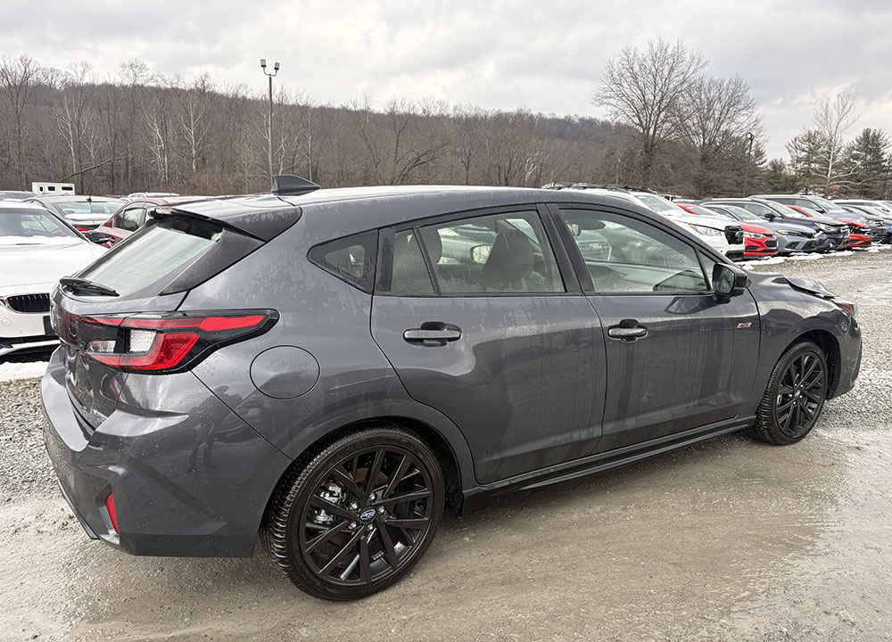 
								SUBARU IMPREZA RS full									