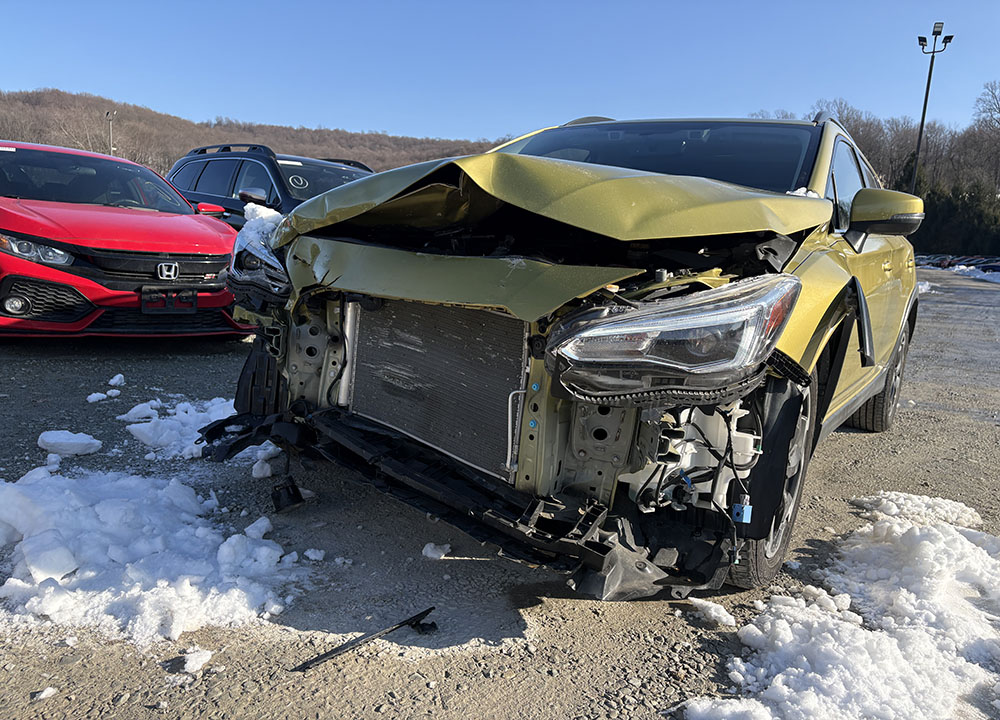 
								SUBARU CROSSTREK LIMITED full									