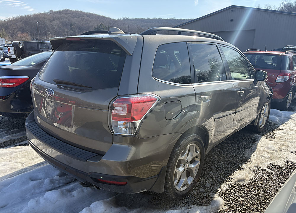 
								SUBARU FORESTER TOURING full									