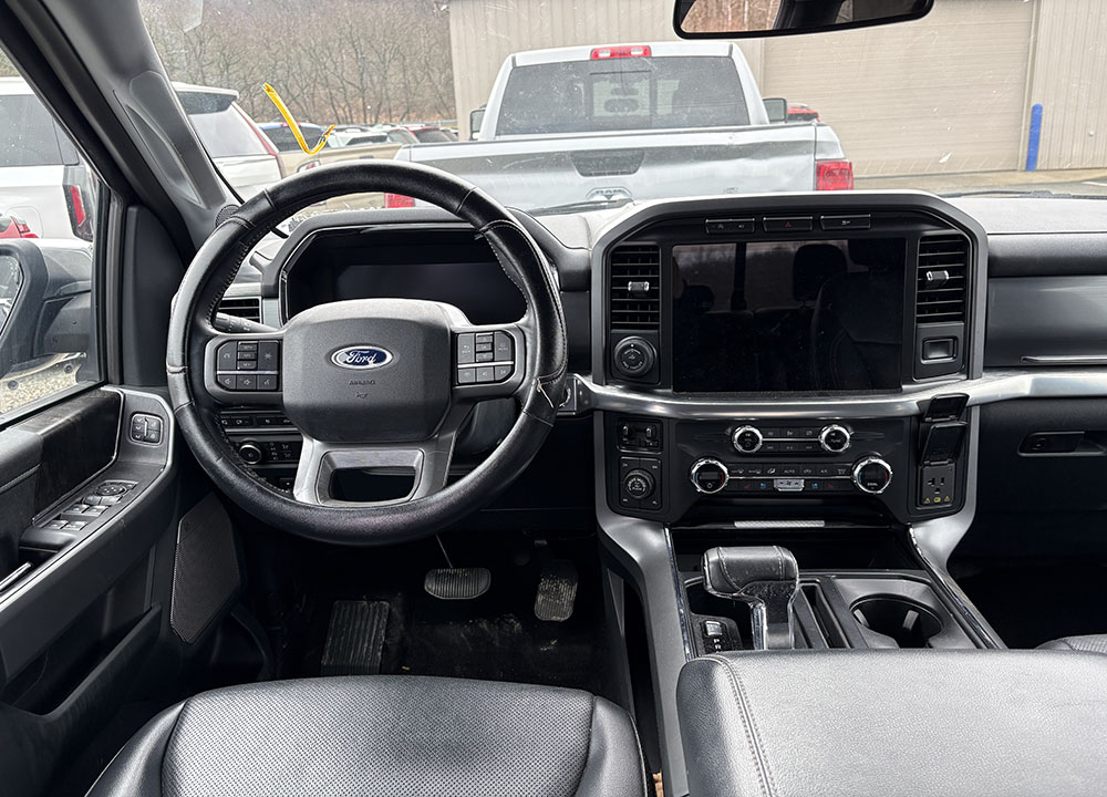 
								FORD F-150 LARIAT SUPER CREW CAB full									
