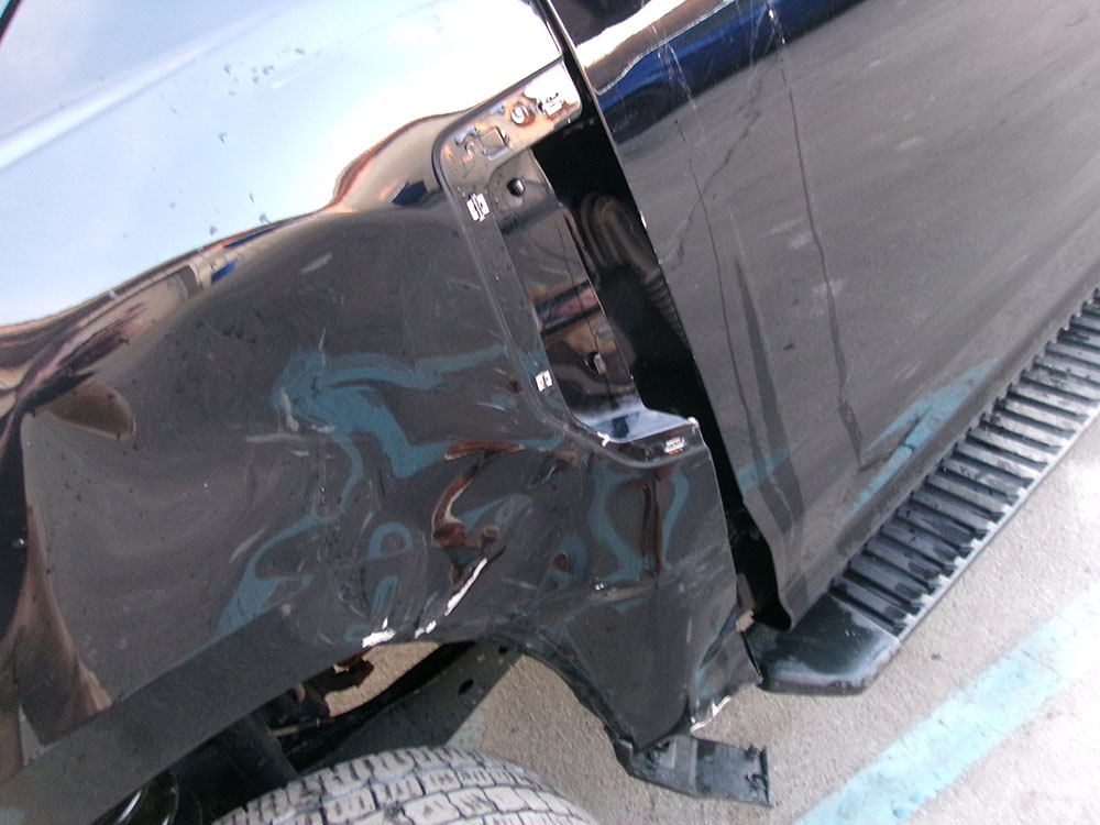 
								FORD F-250 SD FX4 SUPER CREW CAB 8′ BED full									