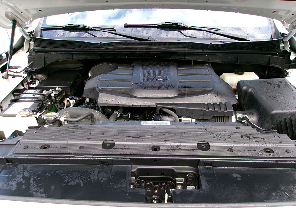 
								NISSAN TITAN SV CREW CAB full									