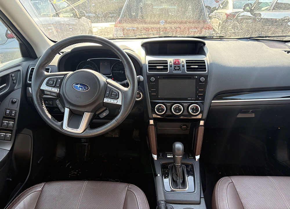 
								SUBARU FORESTER TOURING full									