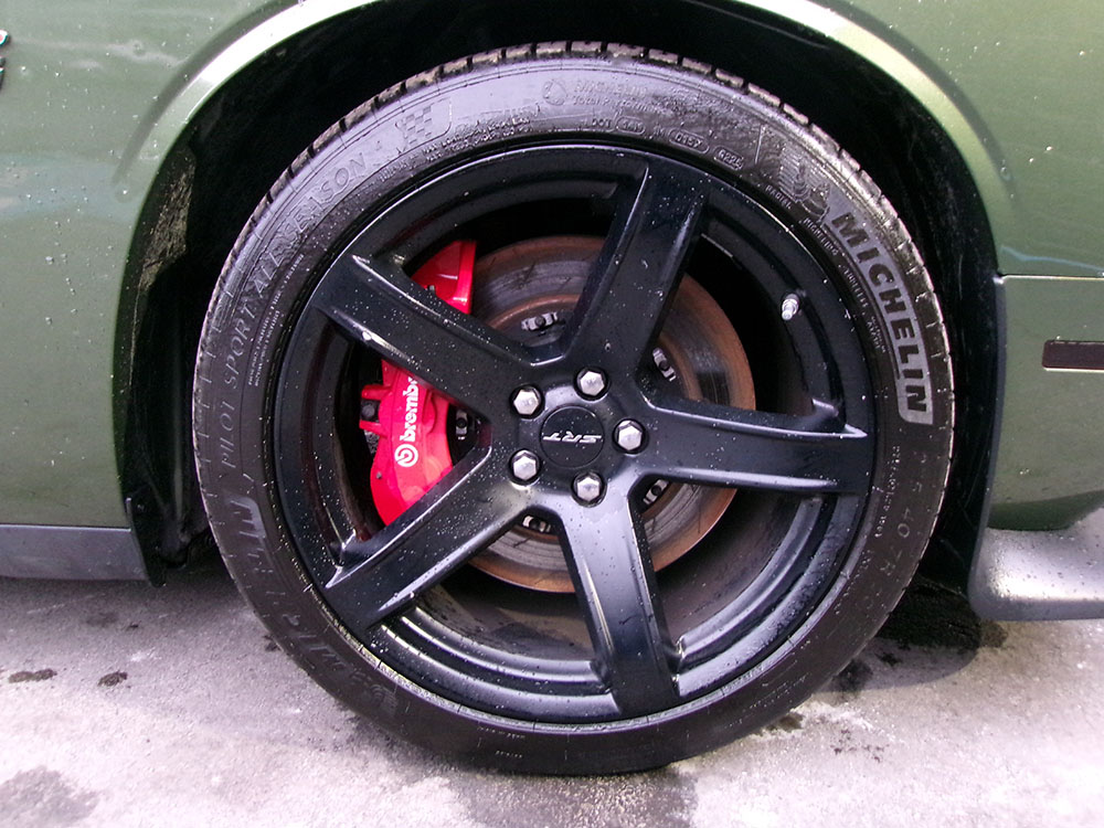 
								DODGE CHALLENGER SRT 392 full									