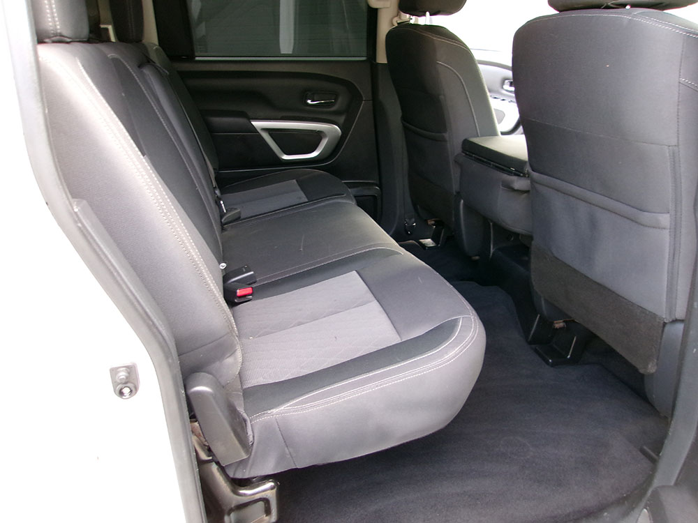 
								NISSAN TITAN SV CREW CAB full									