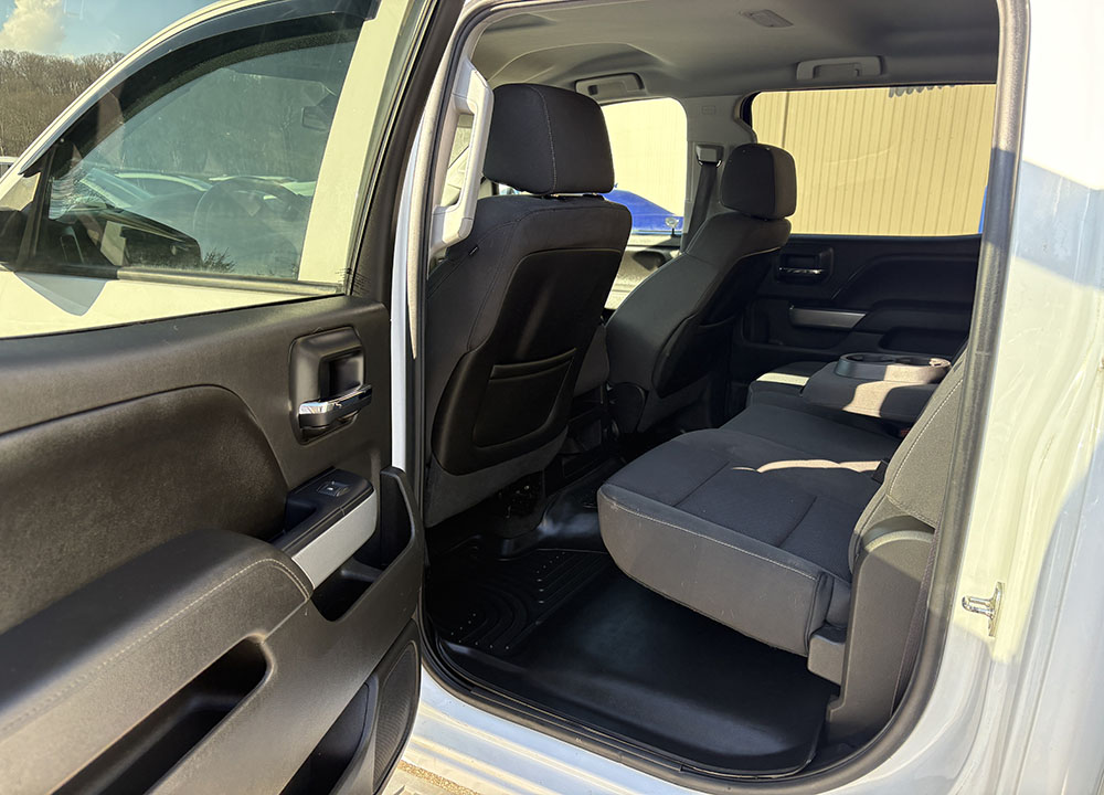 
								CHEVROLET SILVERADO 1500 LT CREW CAB full									