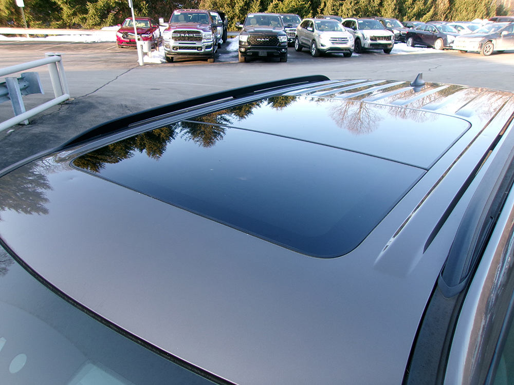 
								FORD EXPLORER XLT full									