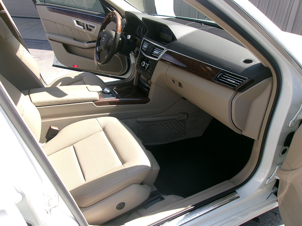 
								MERCEDES BENZ E-CLASS E350 full									