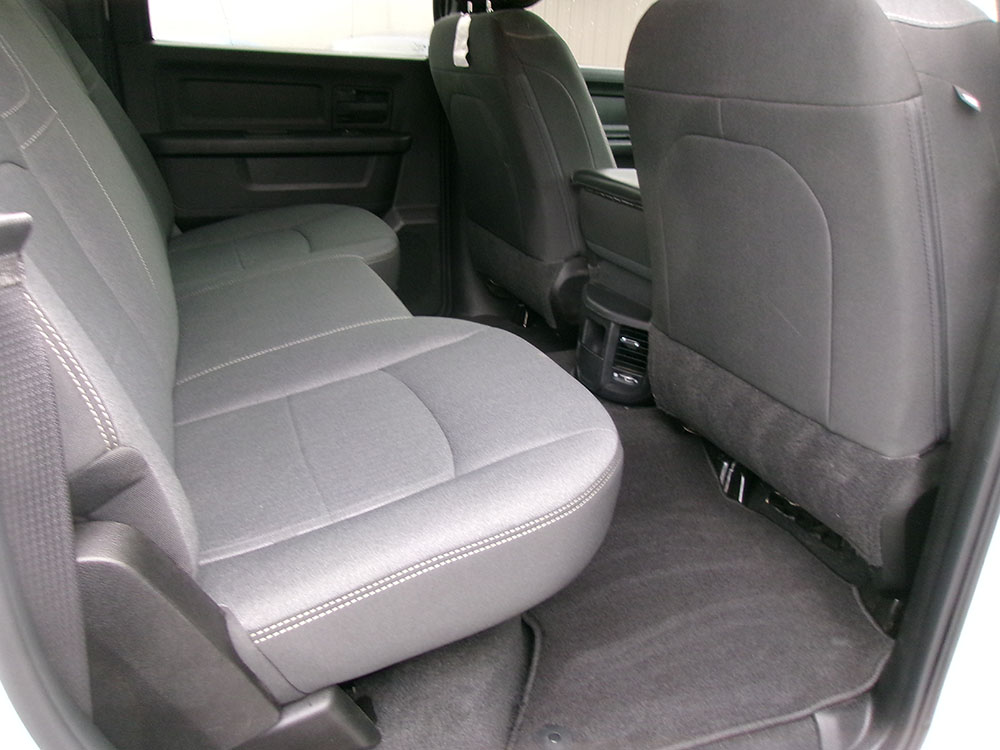 
								RAM 2500 TRADESMAN CREW CAB full									