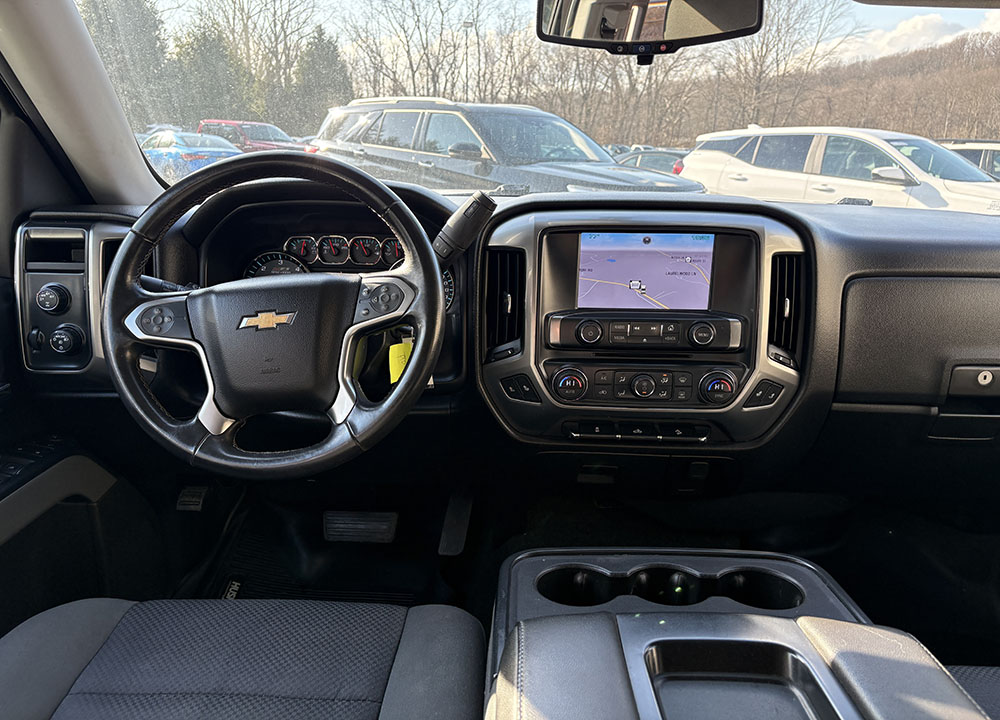 
								CHEVROLET SILVERADO 1500 LT CREW CAB full									