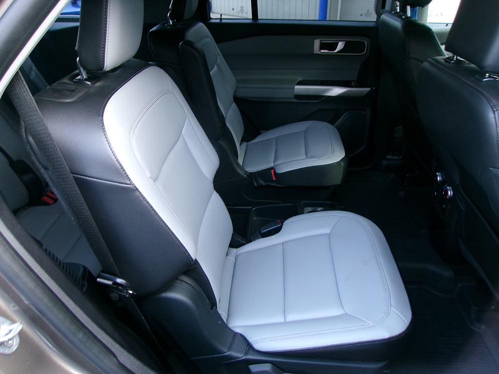 
								FORD EXPLORER XLT full									