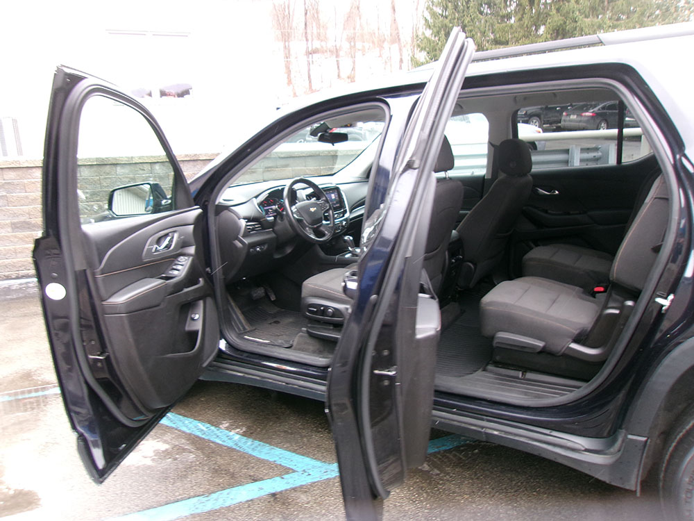 
								CHEVROLET TRAVERSE LT full									