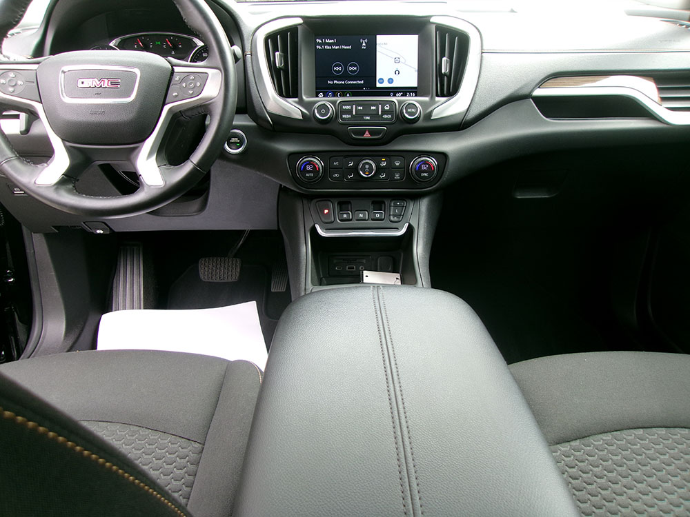 
								GMC TERRAIN SLE full									
