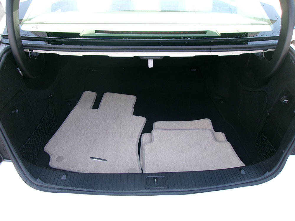 
								MERCEDES BENZ E-CLASS E350 full									