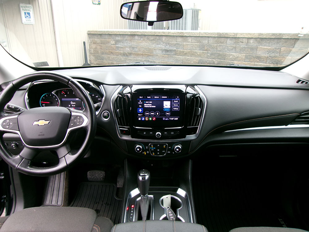 
								CHEVROLET TRAVERSE LT full									