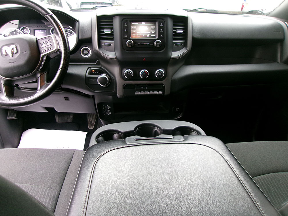 
								RAM 2500 TRADESMAN CREW CAB full									