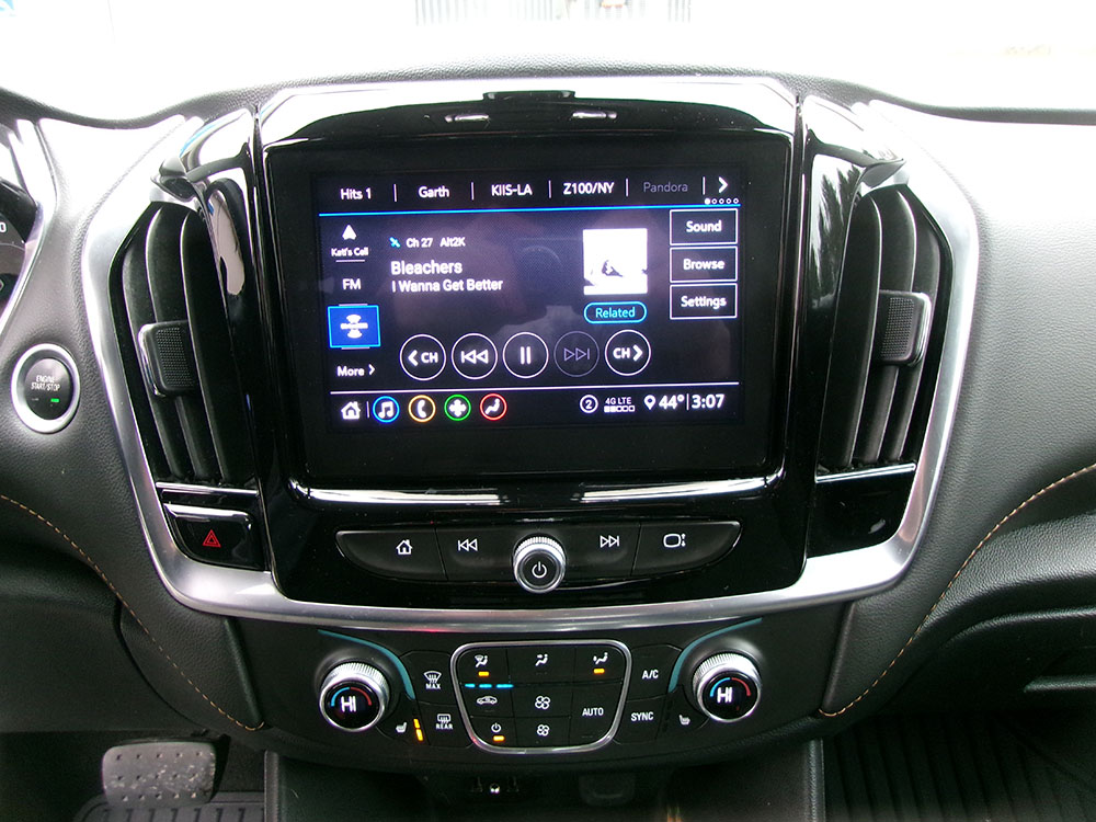 
								CHEVROLET TRAVERSE LT full									