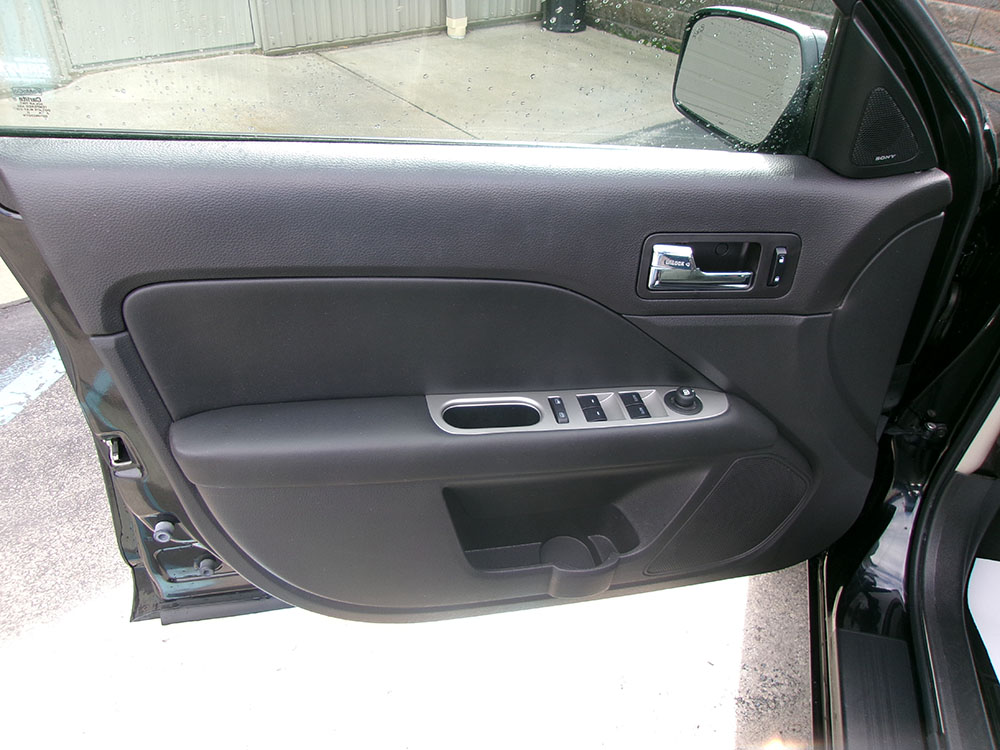 
								FORD FUSION HYBRID full									