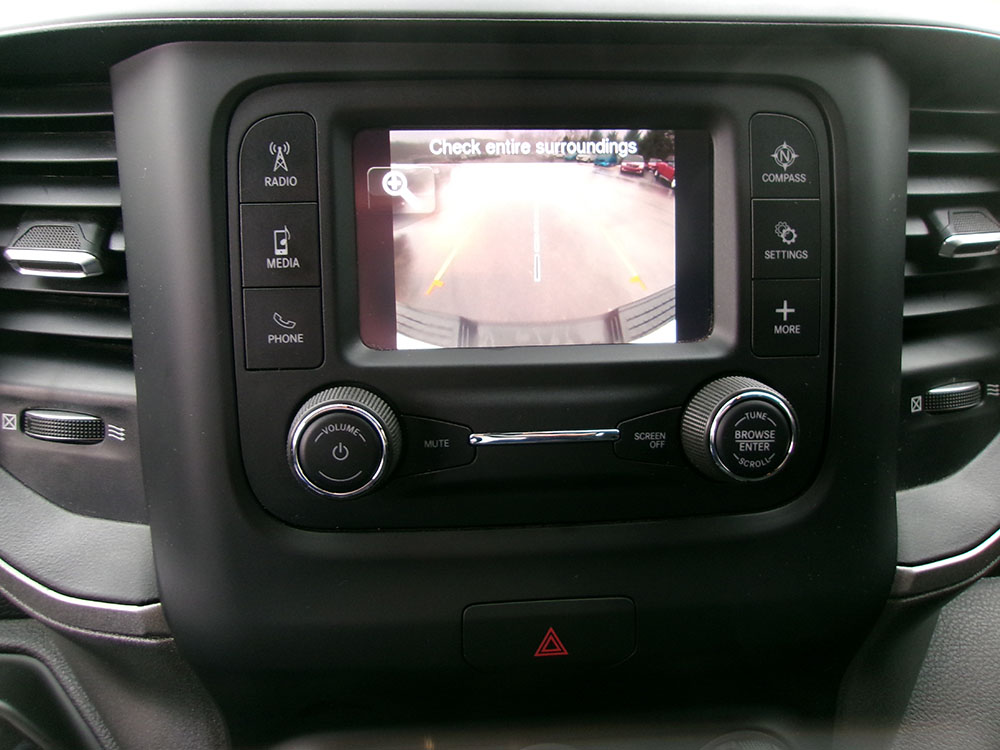 
								RAM 2500 TRADESMAN CREW CAB full									