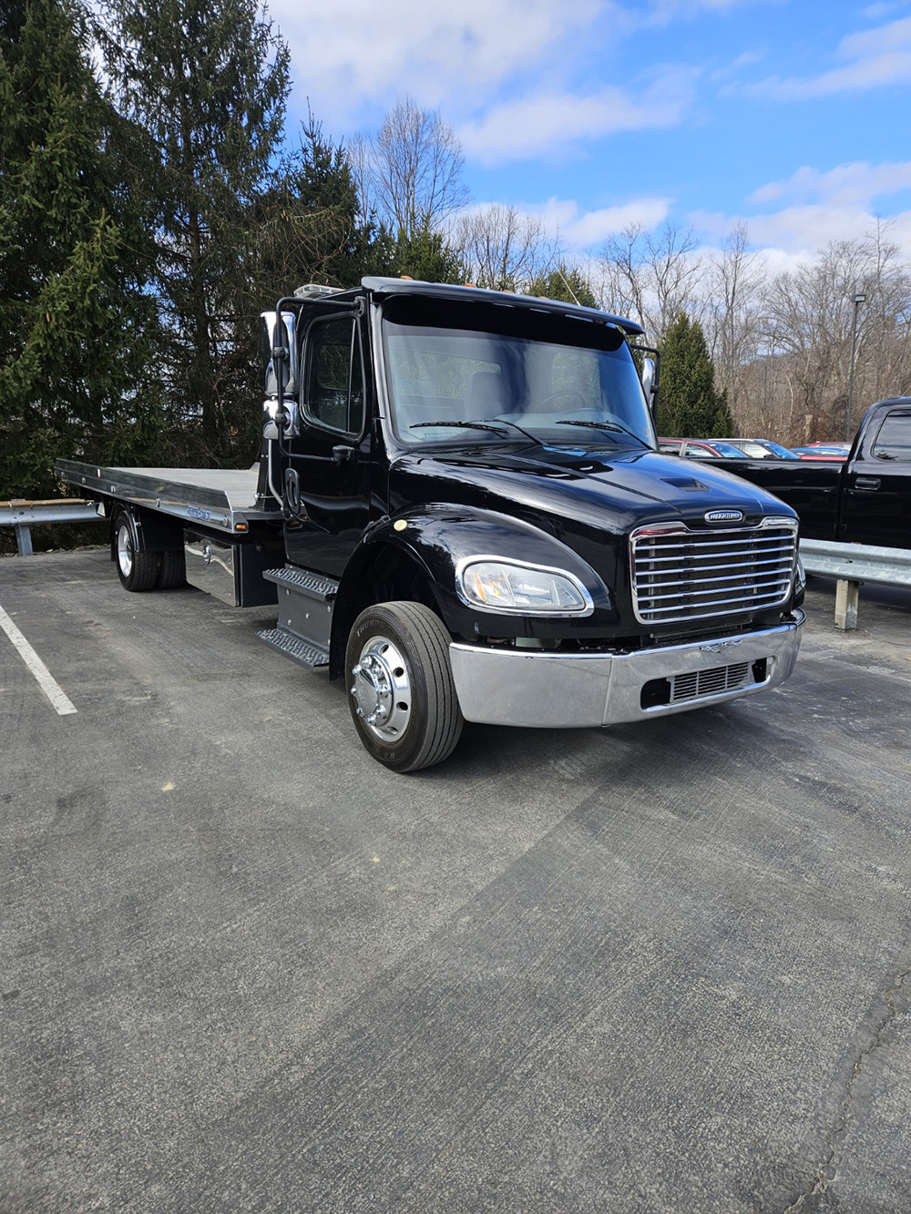 FREIGHTLINER M2-106 ROLLBACK